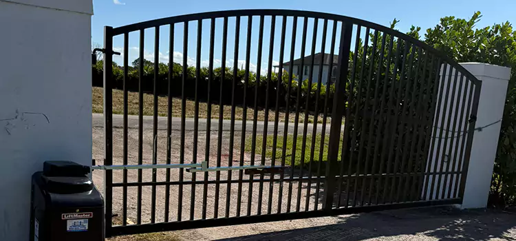 Driveway Fence Repair Milton